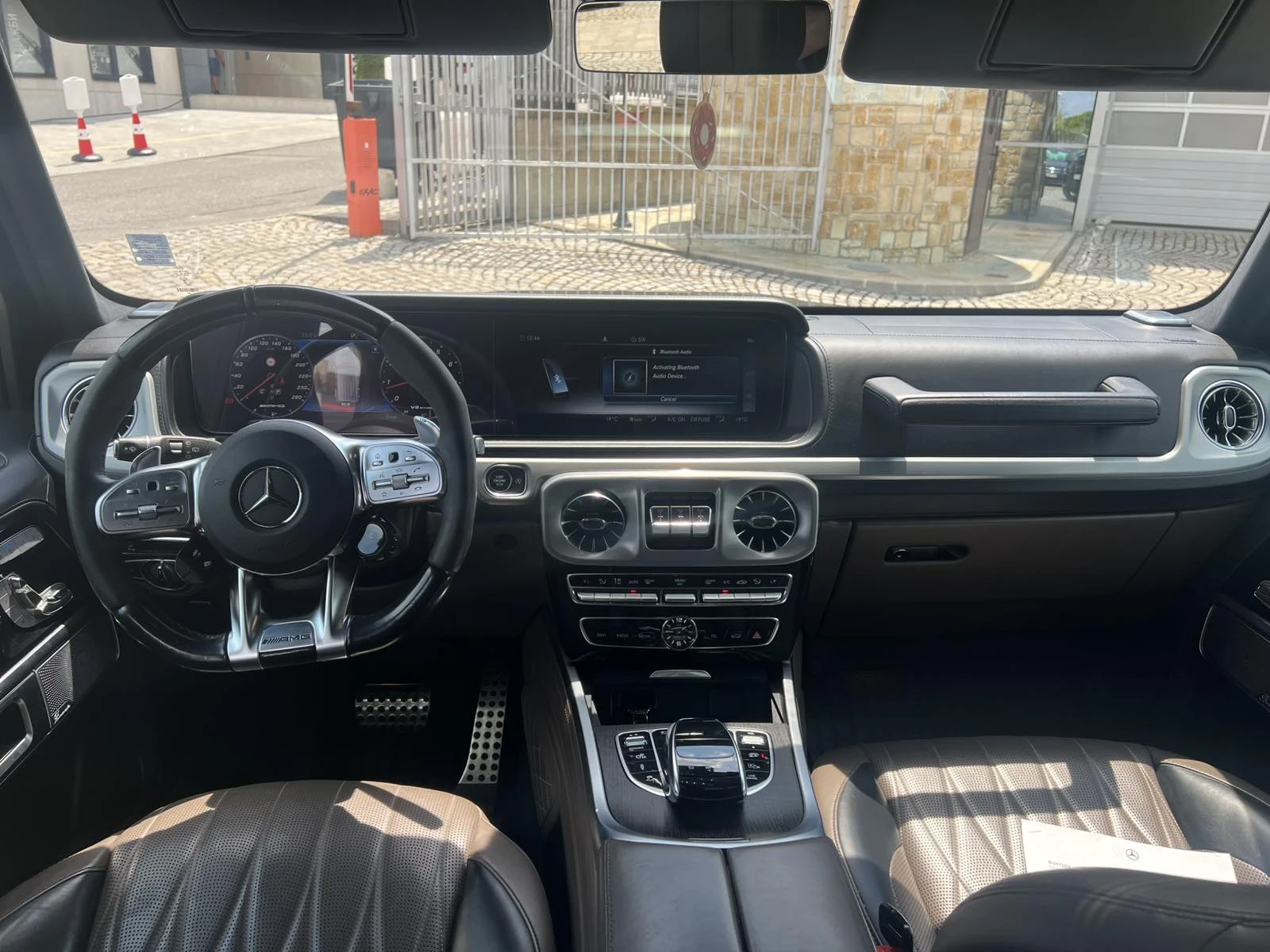 Mercedes-Benz G 63 AMG, снимка 9 - Автомобили и джипове - 55322637