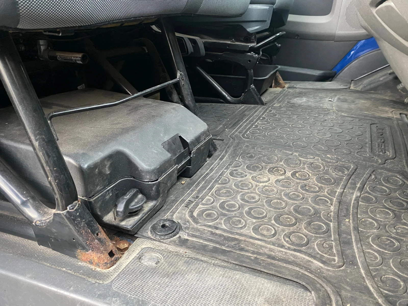 Citroen Jumper 2.2 120к.с 6ск - изображение 10