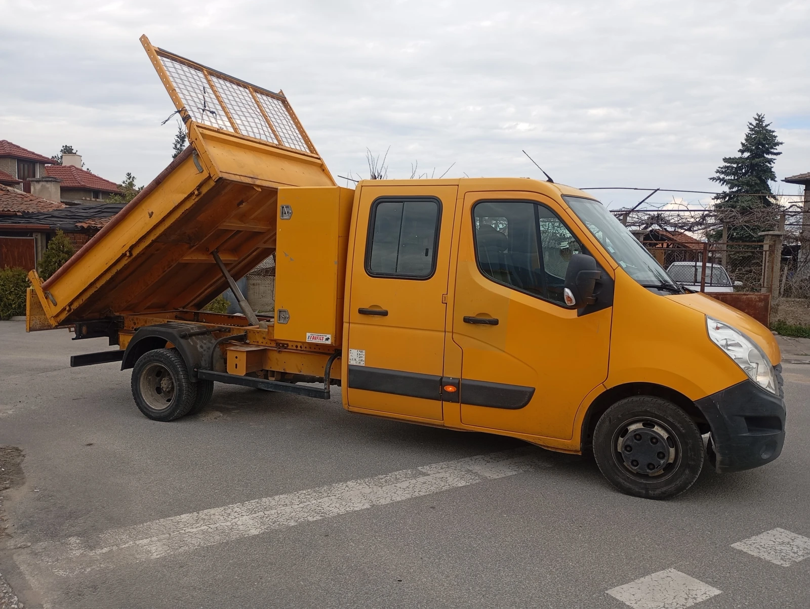 Iveco 35c13 САМОСВАЛ * 3.5 т.Б кат., снимка 17 - Бусове и автобуси - 54191016