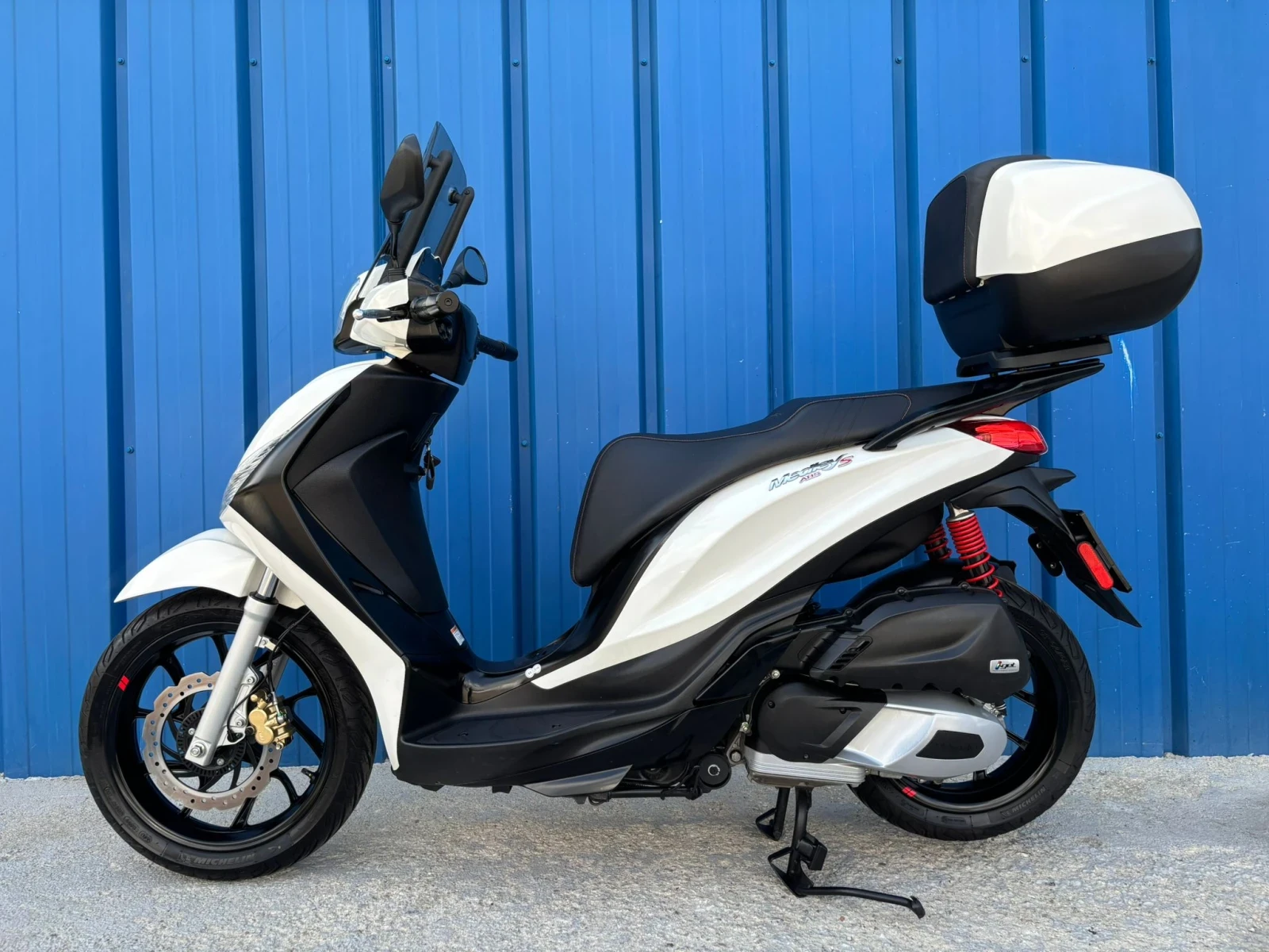 Piaggio Medley 150i ABS LED - изображение 6