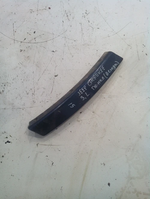 Лайсна на задна лява за град чероки