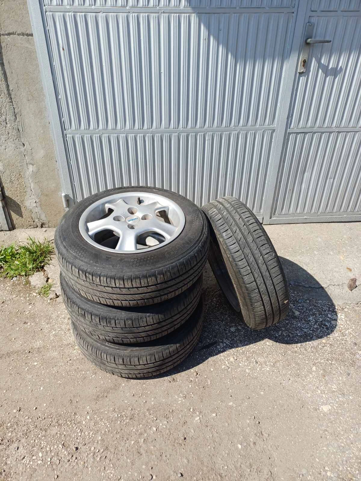 Гуми с джанти Kumho 185/65R15