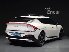Kia EV6 Long Range 4WD GT Line - САМО 30% АВАНС, снимка 2