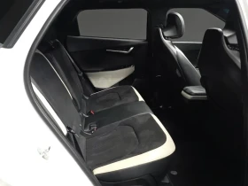 Kia EV6 Long Range 4WD GT Line - САМО 30% АВАНС, снимка 12