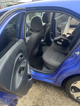 Kia Rio 1.4 CRDI / 90кс, снимка 11