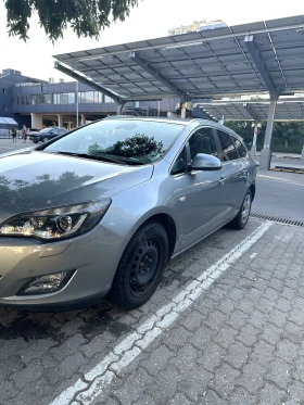 Обява за продажба на Opel Astra Sports Tourer P10 ~9 200 лв. - изображение 2