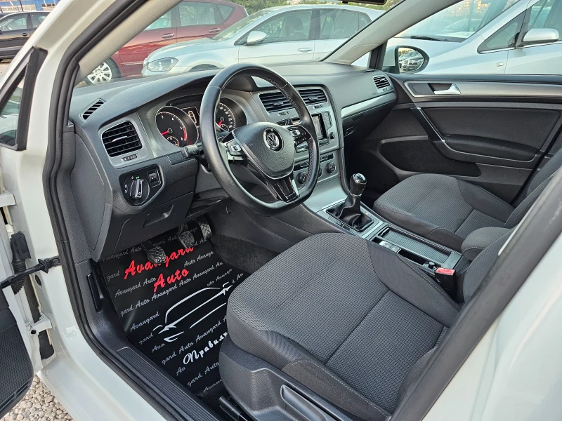 VW Golf 1.6TDI, 105к.с., снимка 8 - Автомобили и джипове - 47369916