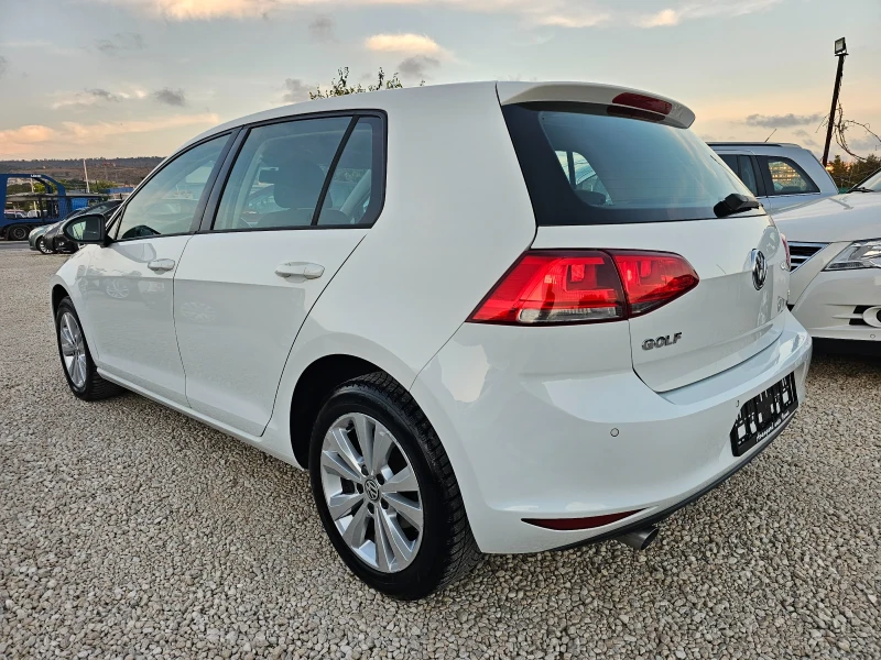 VW Golf 1.6TDI, 105к.с., снимка 6 - Автомобили и джипове - 47369916