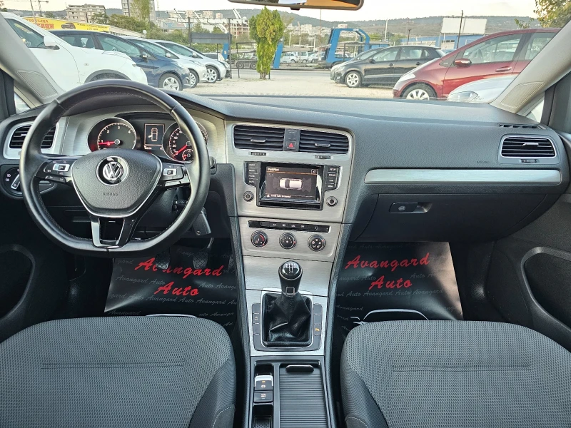 VW Golf 1.6TDI, 105к.с., снимка 7 - Автомобили и джипове - 47369916