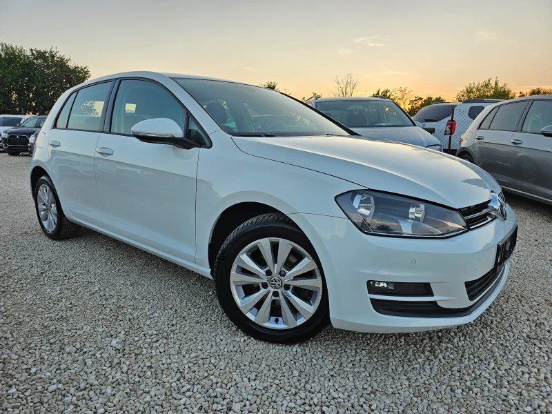 VW Golf 1.6TDI, 105к.с., снимка 3 - Автомобили и джипове - 47369916