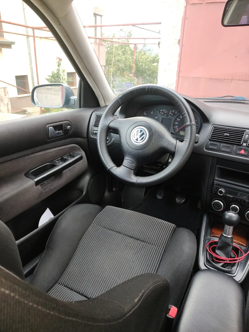 VW Golf, снимка 8 - Автомобили и джипове - 47486259