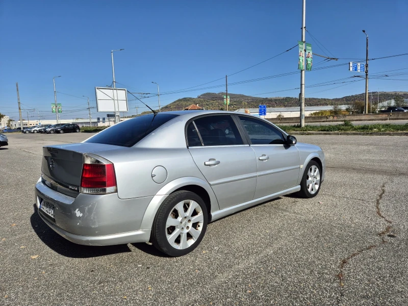 Opel Vectra 1.9CDTI, снимка 7 - Автомобили и джипове - 47734092