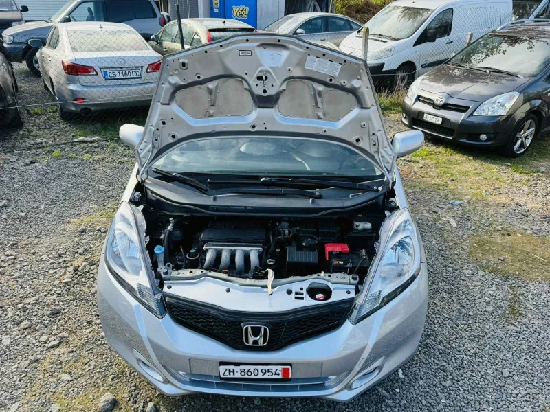 Honda Jazz 1.4i Automat, снимка 4 - Автомобили и джипове - 47904579