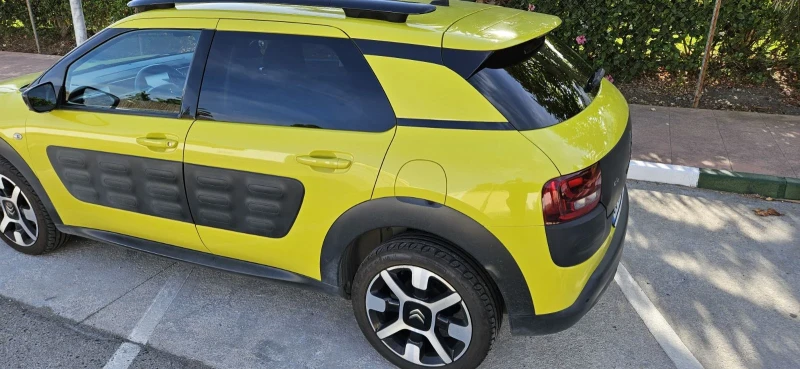 Citroen C4 Cactus 1.6 дизел, снимка 5 - Автомобили и джипове - 48080572