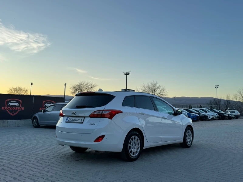 Hyundai I30 1.6CRDI TOP, снимка 5 - Автомобили и джипове - 49442039