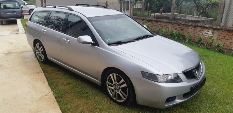 Honda Accord 2.2-140 кс, снимка 2 - Автомобили и джипове - 52566659