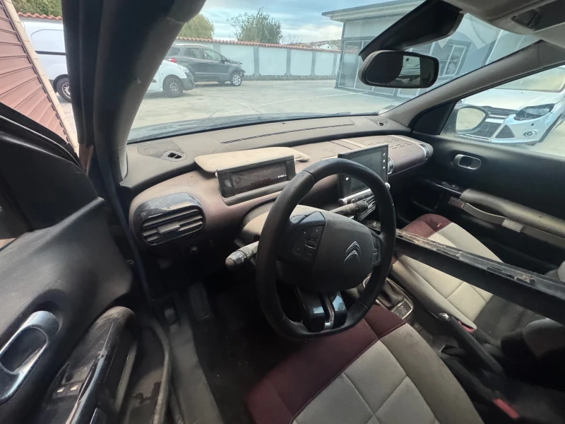 Citroen C4 Cactus 1.2i 110hp, снимка 5 - Автомобили и джипове - 52189571