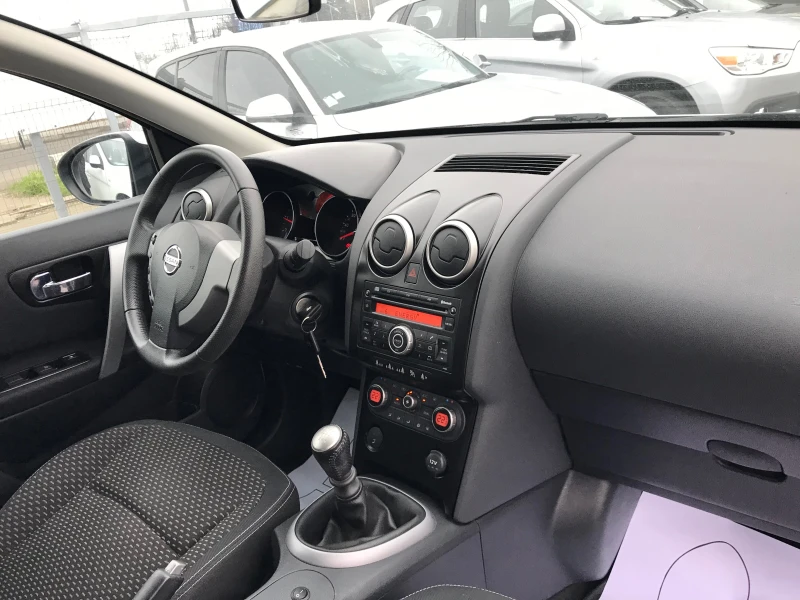 Nissan Qashqai 1.5dci-93000км-6ск., снимка 13 - Автомобили и джипове - 52193077
