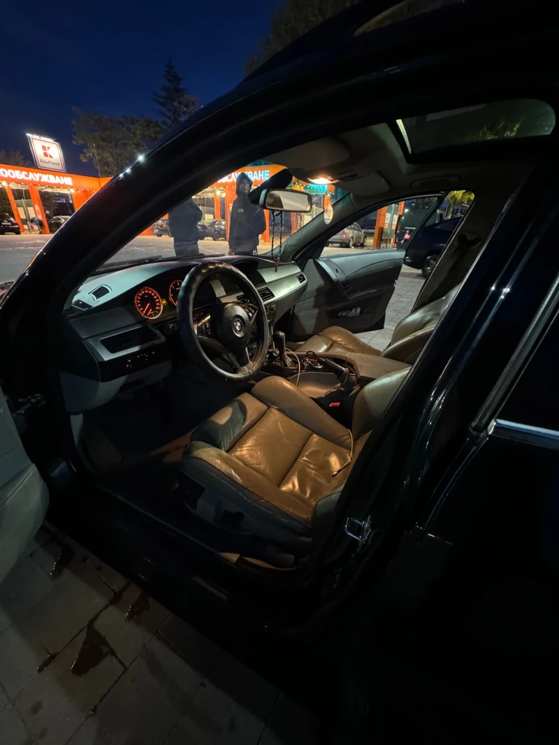 BMW 525, снимка 10 - Автомобили и джипове - 52403954
