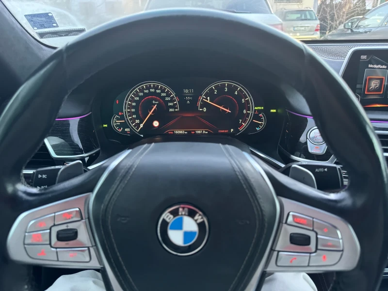 BMW 750 750i xDrive 445hp FULL, снимка 12 - Автомобили и джипове - 53086151