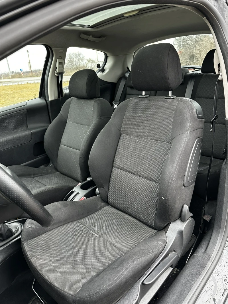 Peugeot 207 1.4i Панорама, снимка 10 - Автомобили и джипове - 53383476