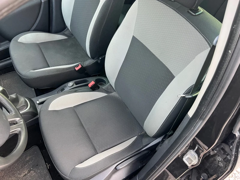 Renault Clio 1.5dci , снимка 9 - Автомобили и джипове - 53396024