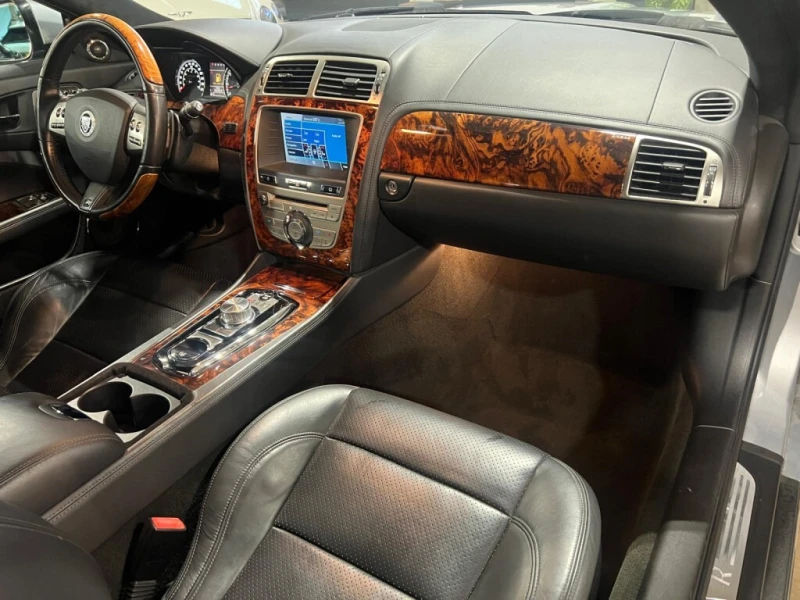 Jaguar Xkr 5.0 * * BOWERS & WILKINS * * СЕРВИЗНА ИСТОРИЯ * * , снимка 12 - Автомобили и джипове - 53587027