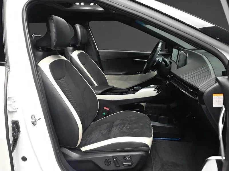 Kia EV6 Long Range 4WD GT Line - САМО 30% АВАНС, снимка 11 - Автомобили и джипове - 56288099