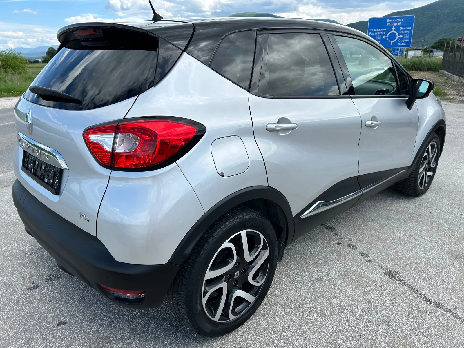 Renault Captur 0.9 Tce EURO6B - изображение 9