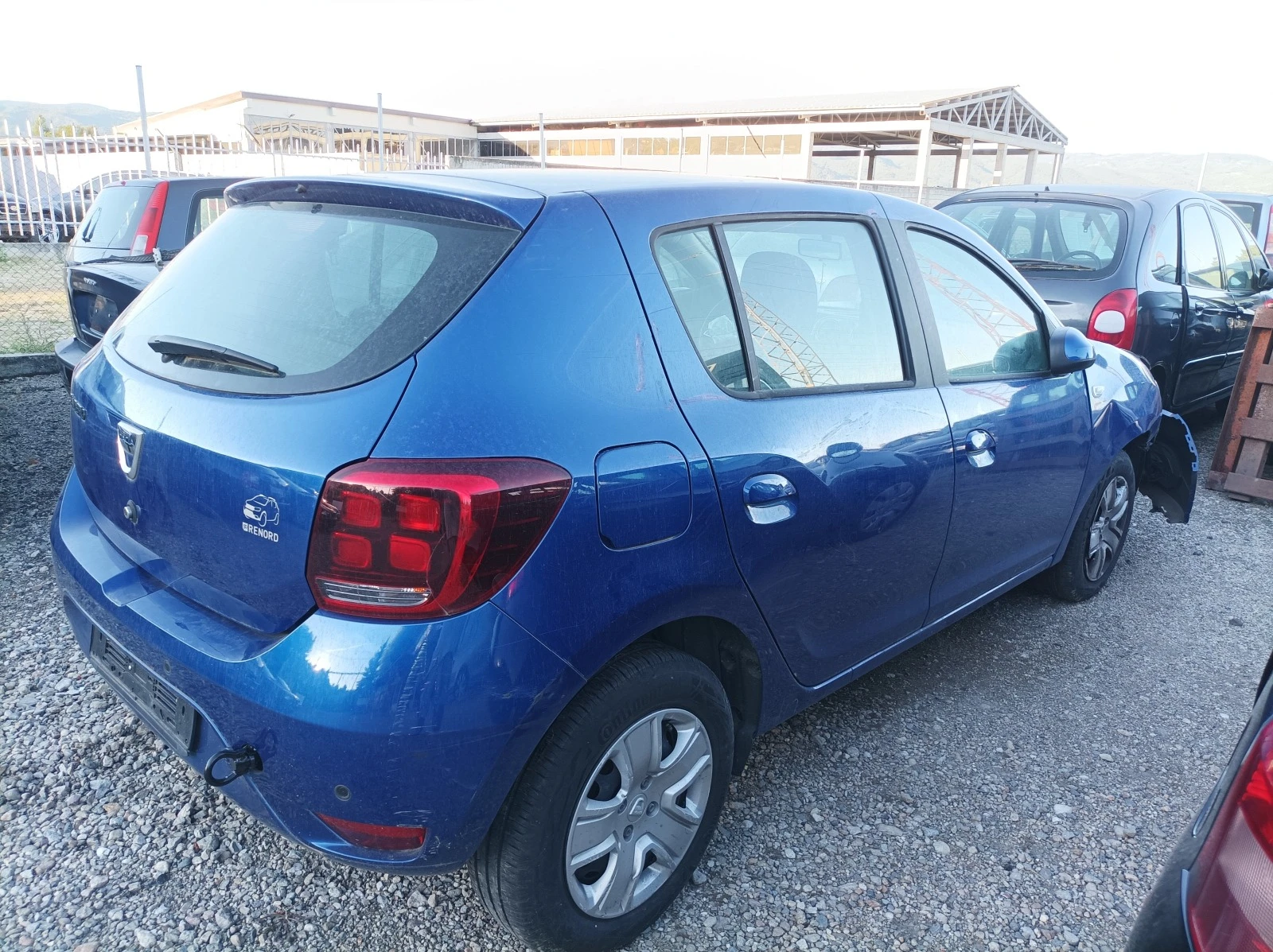 Dacia Sandero 1.0 BENZIN/EURO 6/ НА ЧАСТИ  - изображение 10