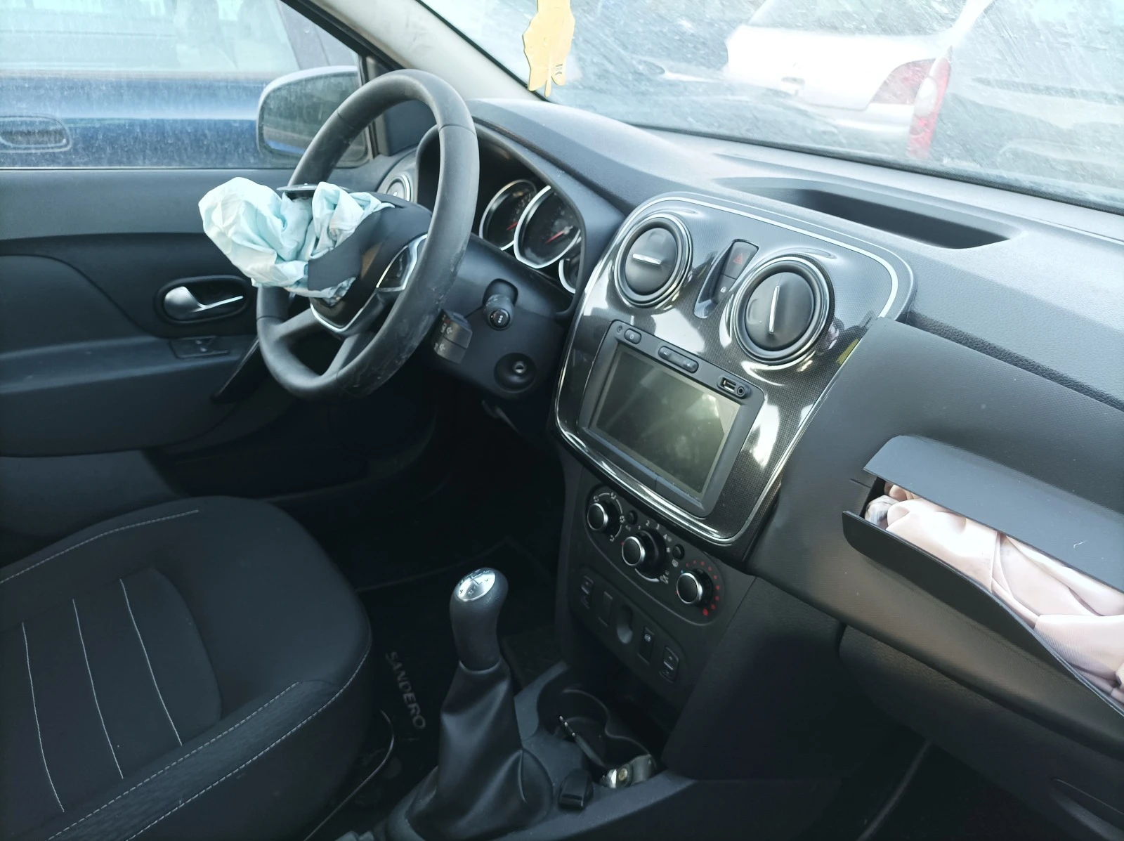 Dacia Sandero 1.0 BENZIN/EURO 6/ НА ЧАСТИ  | Mobile.bg — изображение 12