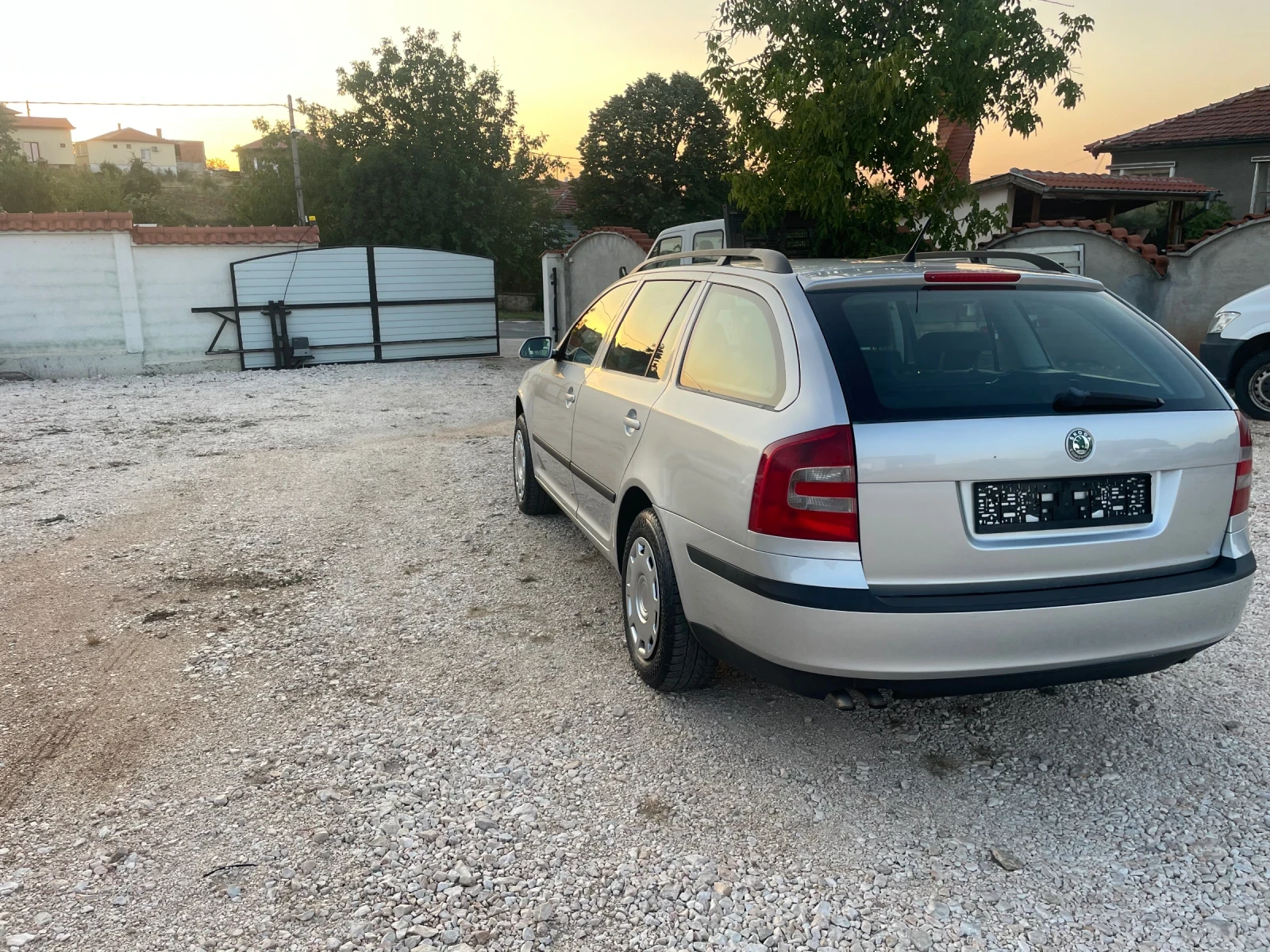 Skoda Octavia 1, 9-ТДИ-4Х4 - изображение 4