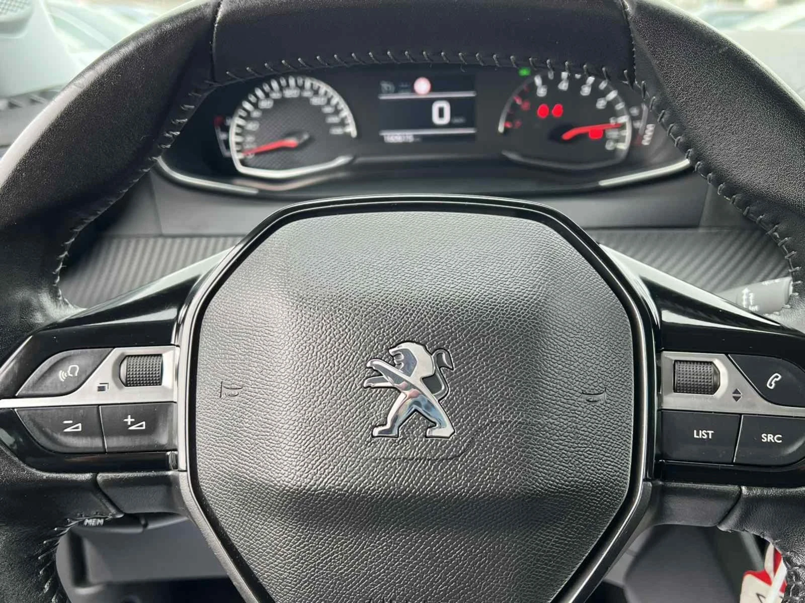 Peugeot 2008 1.5 BLUE HDI  | Mobile.bg — изображение 11