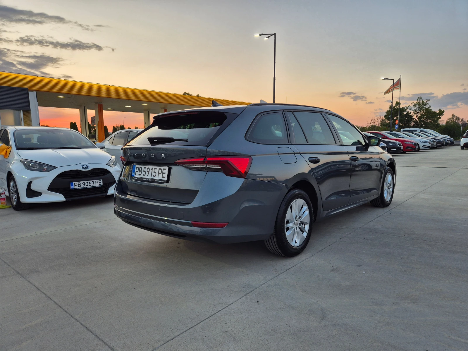 Skoda Octavia 2.0TDI M/T 150 - изображение 5