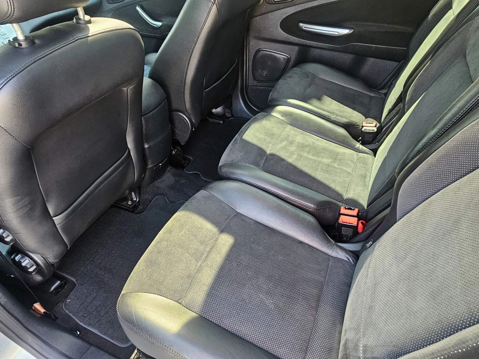 Ford S-Max 2.0 TDCI  | Mobile.bg — изображение 15