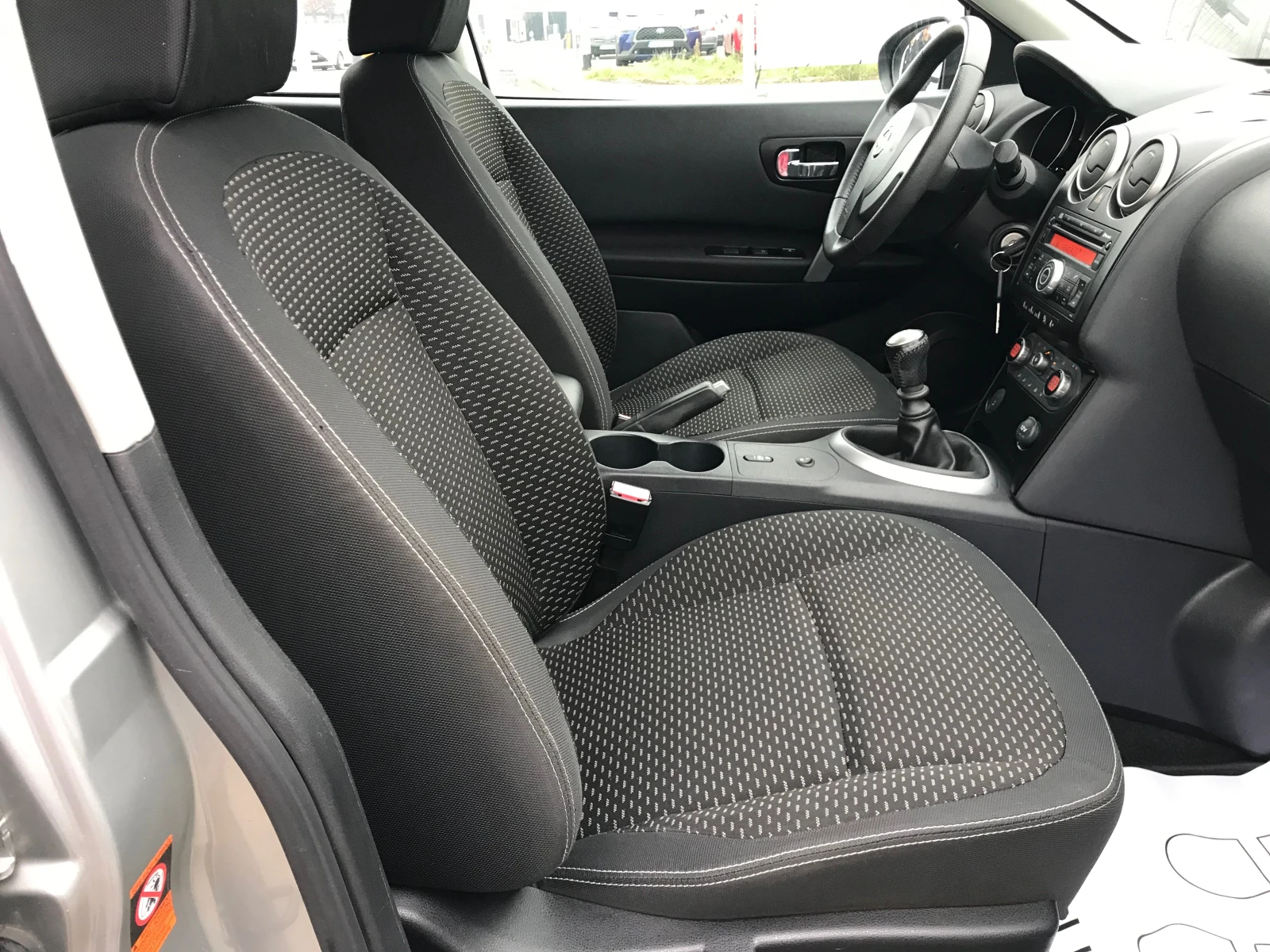 Nissan Qashqai 1.5dci-93000��-6��. | Mobile.bg � ����������� 10