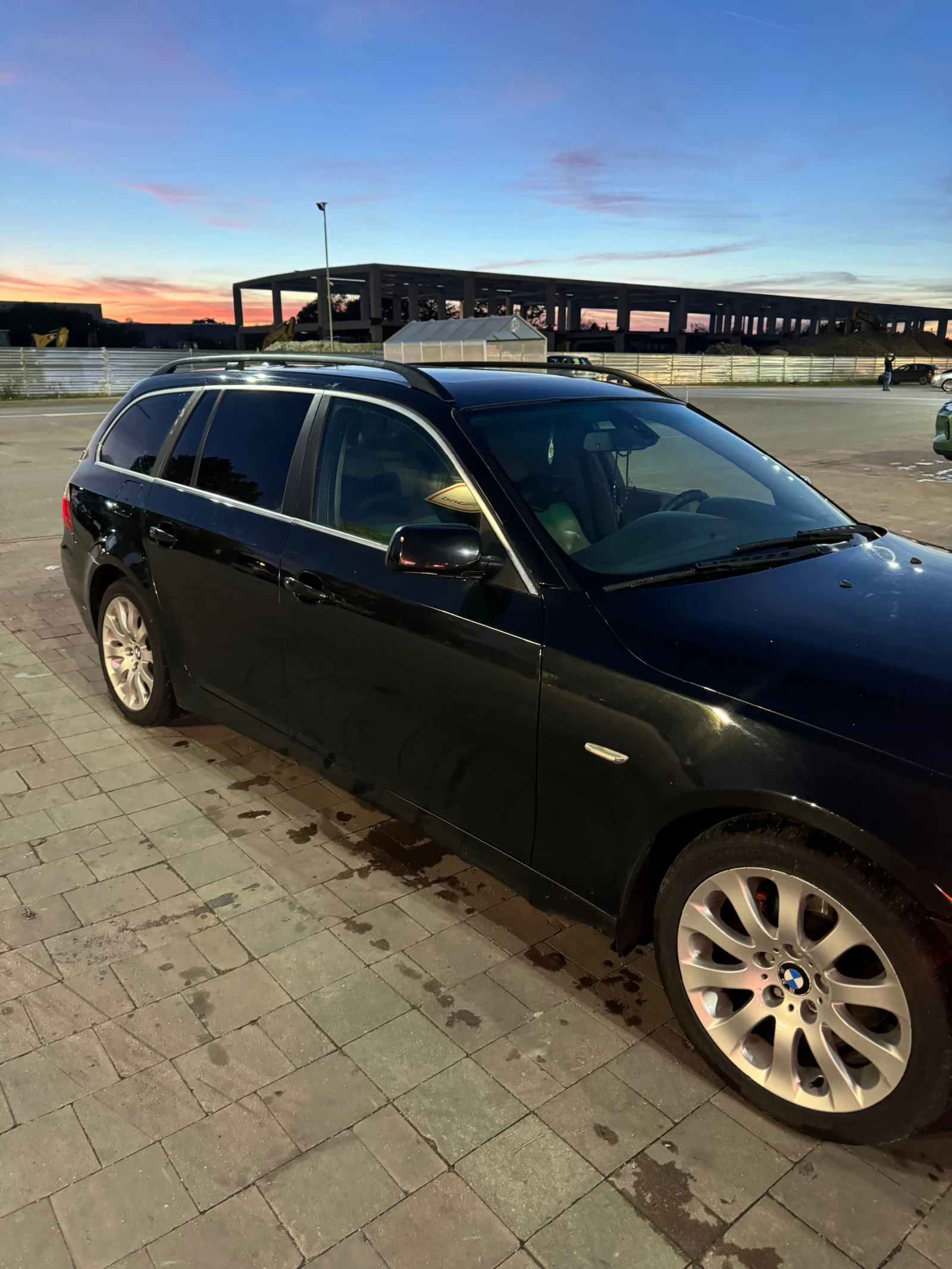 BMW 525  - изображение 8