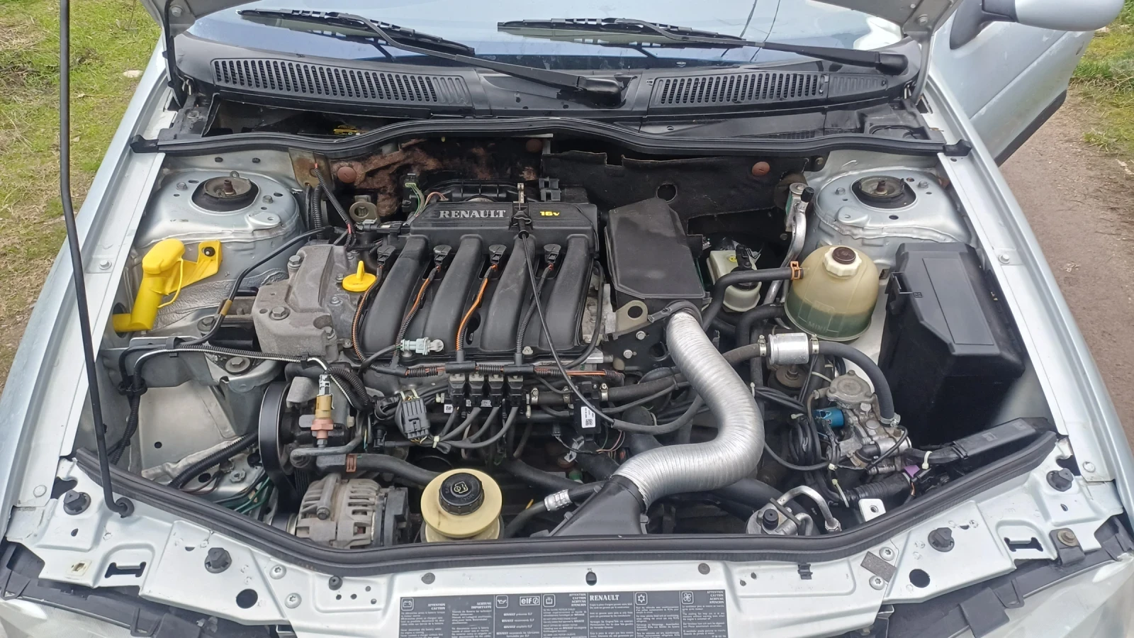 Renault Megane  - изображение 8