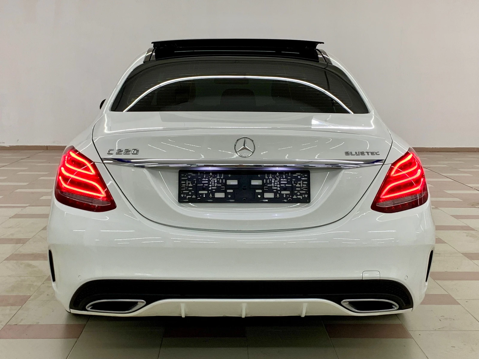 Mercedes-Benz C 220 d AMG * PANORAMA* blueTec*  | Mobile.bg   6