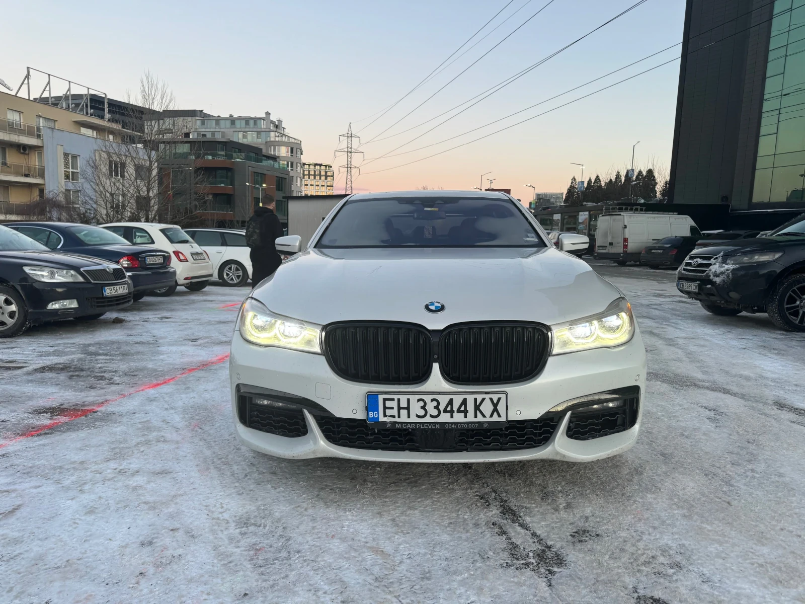 BMW 750 750i xDrive 445hp FULL | Mobile.bg � ����������� 1