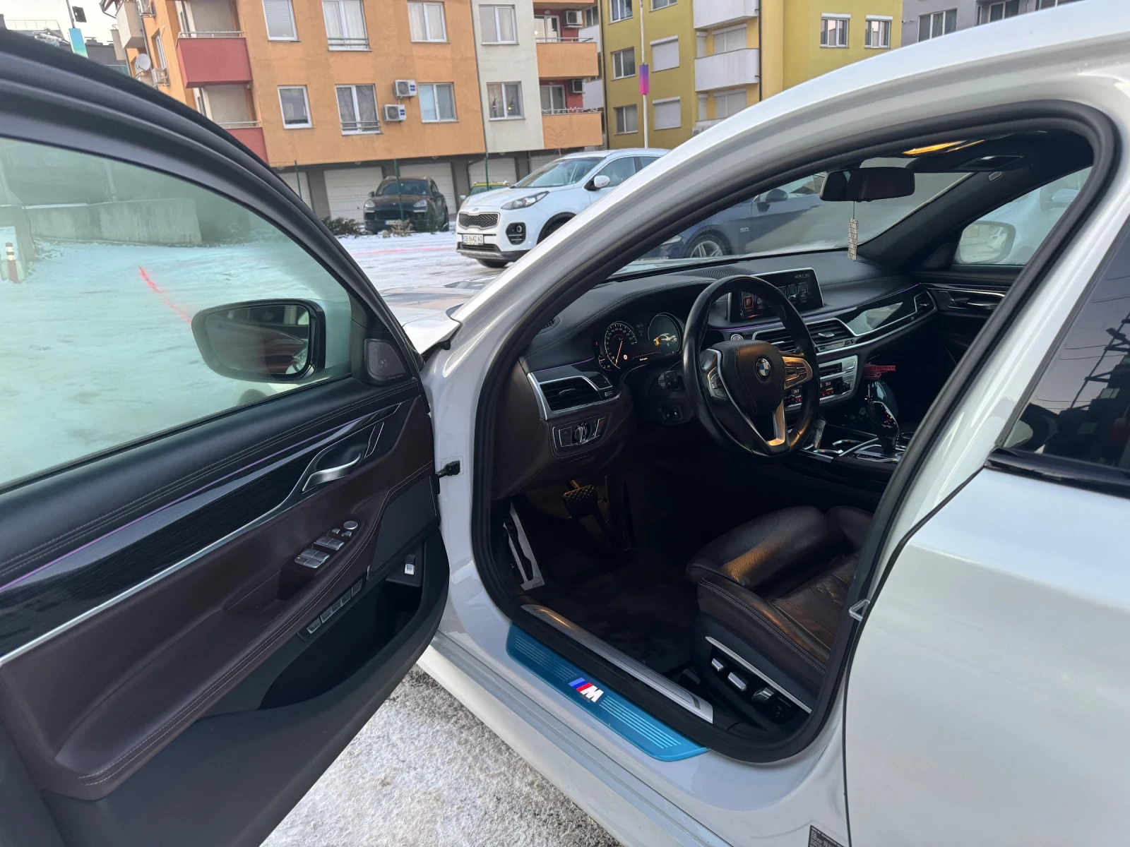 BMW 750 750i xDrive 445hp FULL | Mobile.bg � ����������� 8