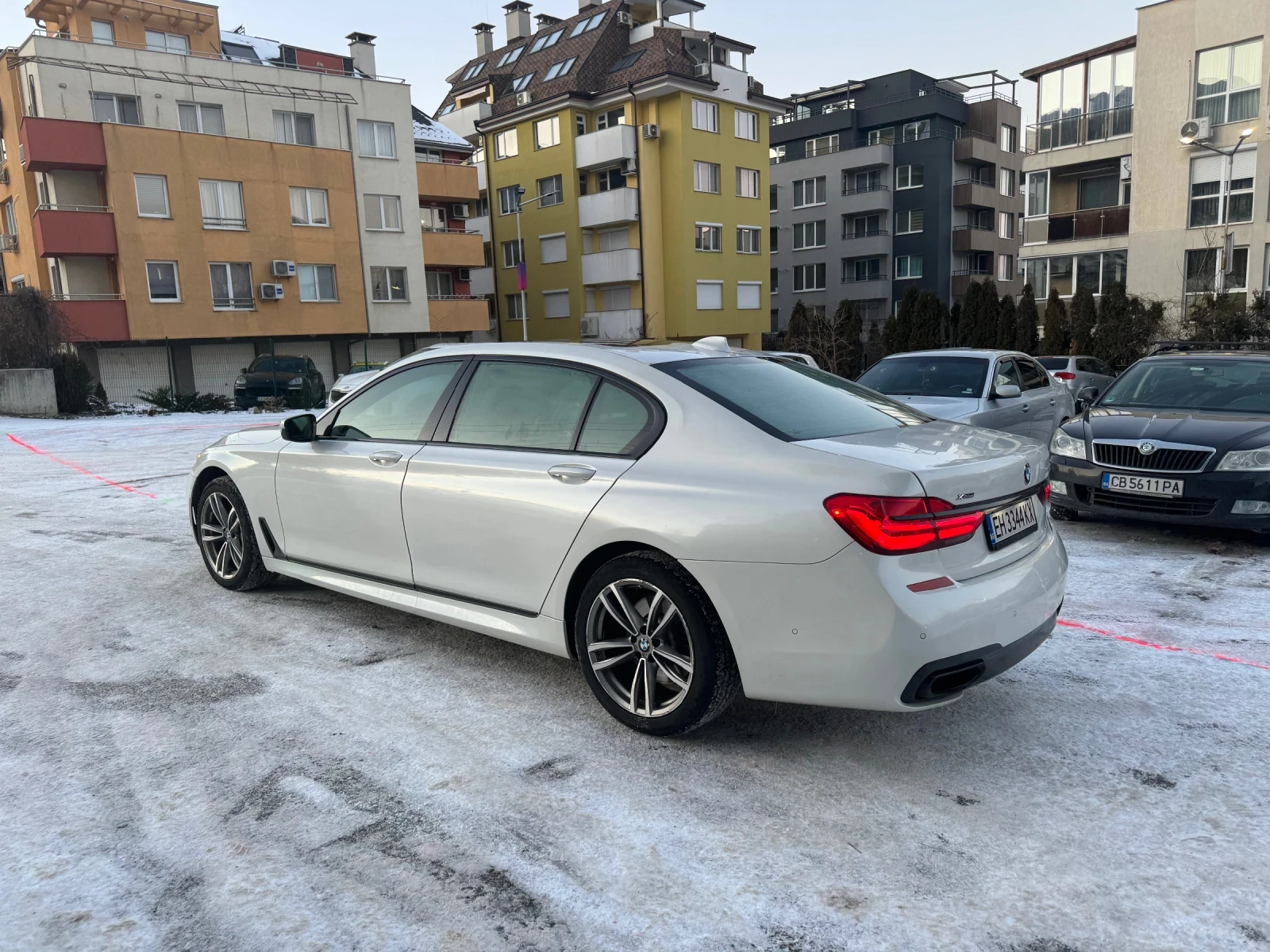 BMW 750 750i xDrive 445hp FULL | Mobile.bg � ����������� 7