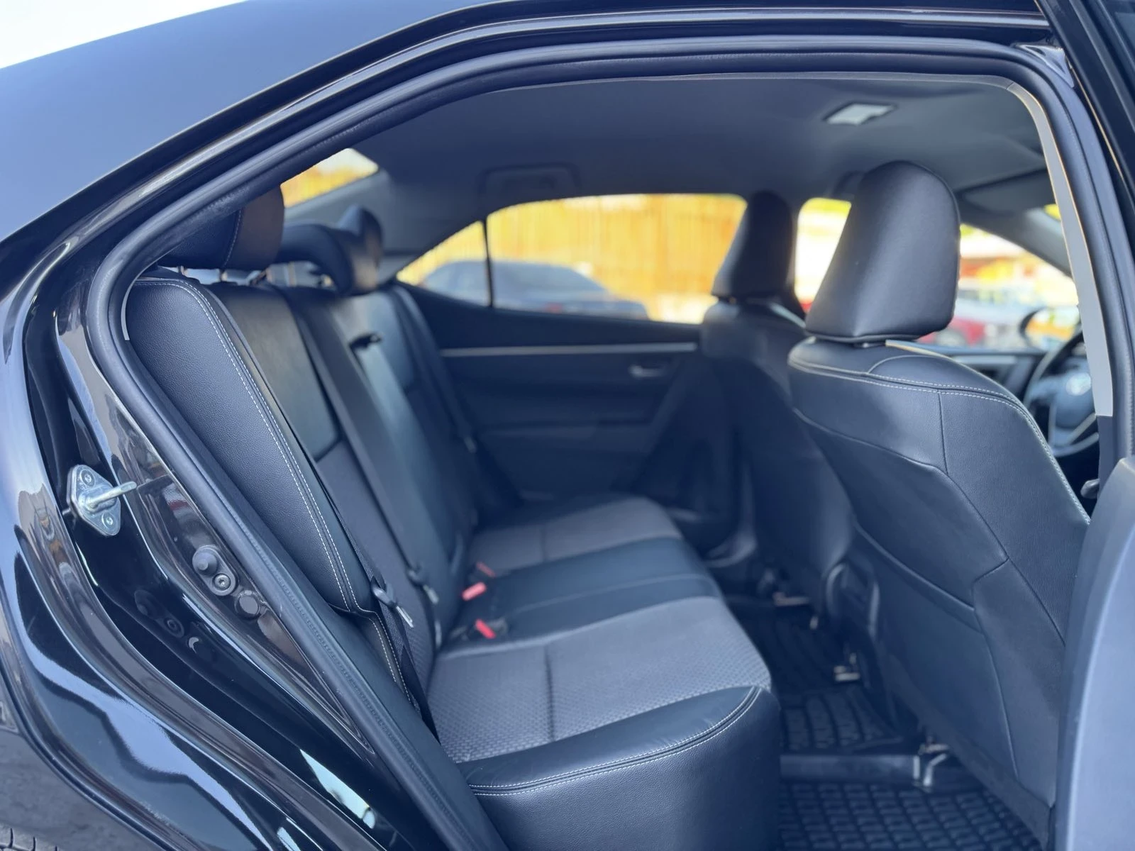 Toyota Corolla | Mobile.bg � ����������� 7