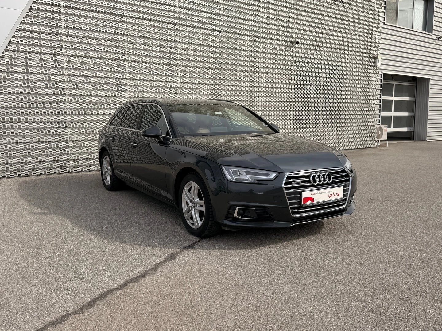 Audi A4 Design 3.0 TDI quattro - изображение 3
