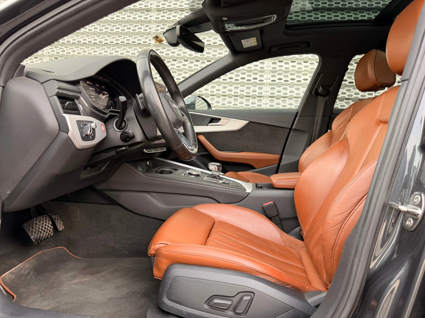 Audi A4 Design 3.0 TDI quattro - изображение 8