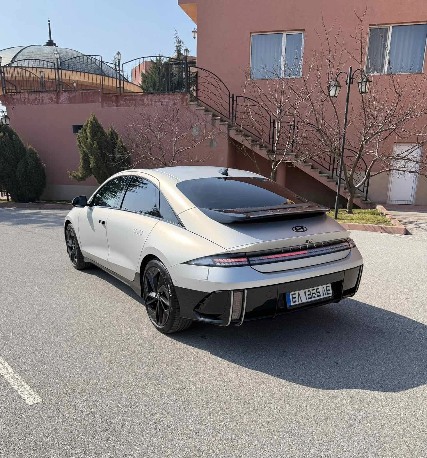 Hyundai Ioniq 6 First Edition 100% Батерия, Гаранция , снимка 9 - Автомобили и джипове - 53724763