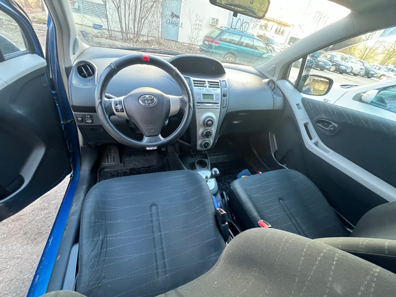Toyota Yaris, снимка 8 - Автомобили и джипове - 53800938