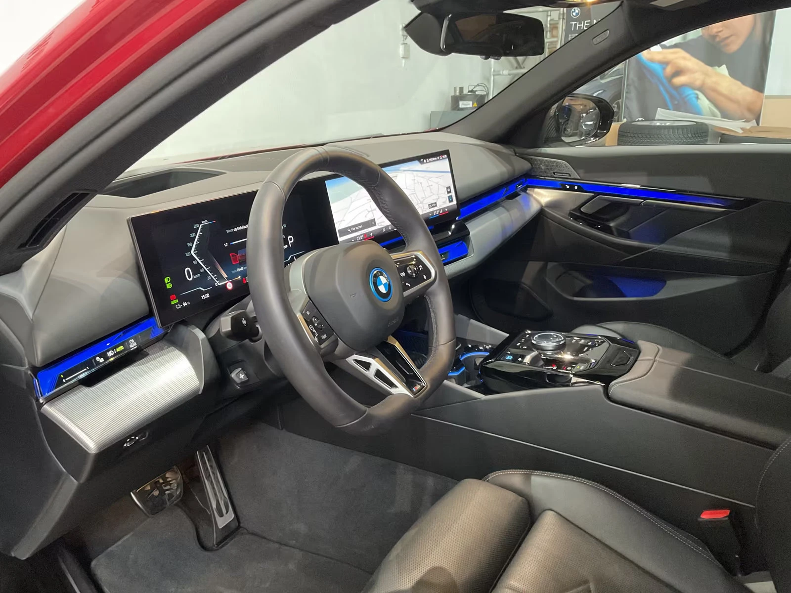 BMW i5 xDRIVE/40/394HP/MSPORTPRO/ACC/B&W/HUD/216z, снимка 11 - Автомобили и джипове - 53999316