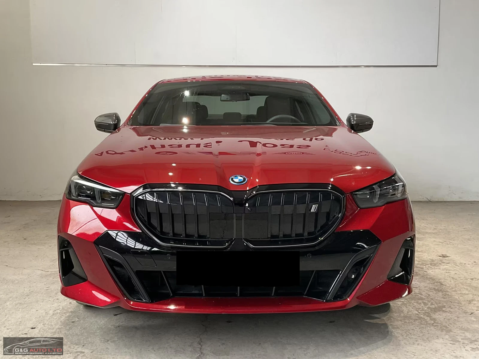 BMW i5 xDRIVE/40/394HP/MSPORTPRO/ACC/B&W/HUD/216z, снимка 2 - Автомобили и джипове - 53999316