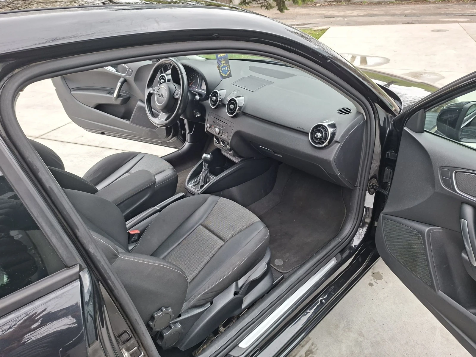 Audi A1 14 tfsi, снимка 8 - Автомобили и джипове - 54029840